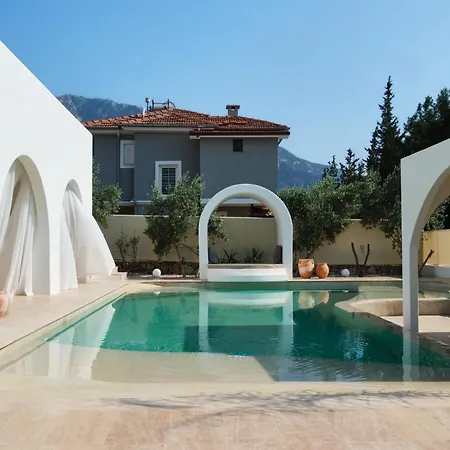 Neox With 2 Pools, Jacuzzi, Sauna & Minigolf Вилла *