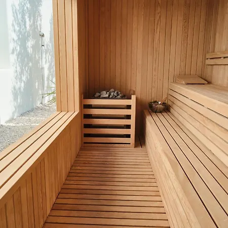 Neox With 2 Pools, Jacuzzi, Sauna & Minigolf Вилла